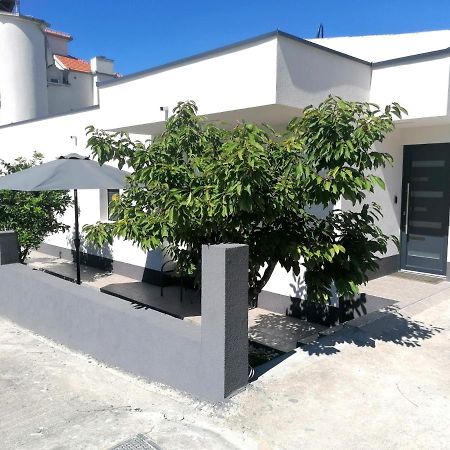 Apartments Ivano Split Exterior foto